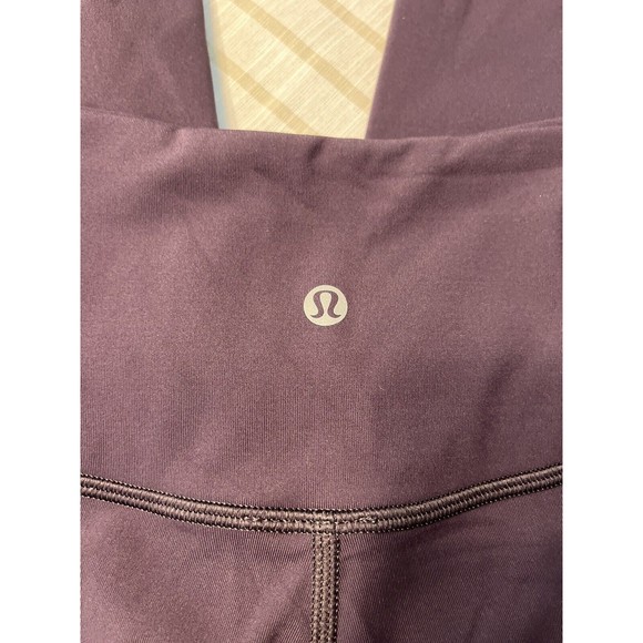Lululemon Cropped Mesh Side Leggings Women’s Size 4 Athletic Training Gym - Picture 7 of 10